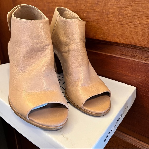 Steve MaddenNONSTP Natural peep toe block heel sandals SZ 7 - Picture 3 of 11